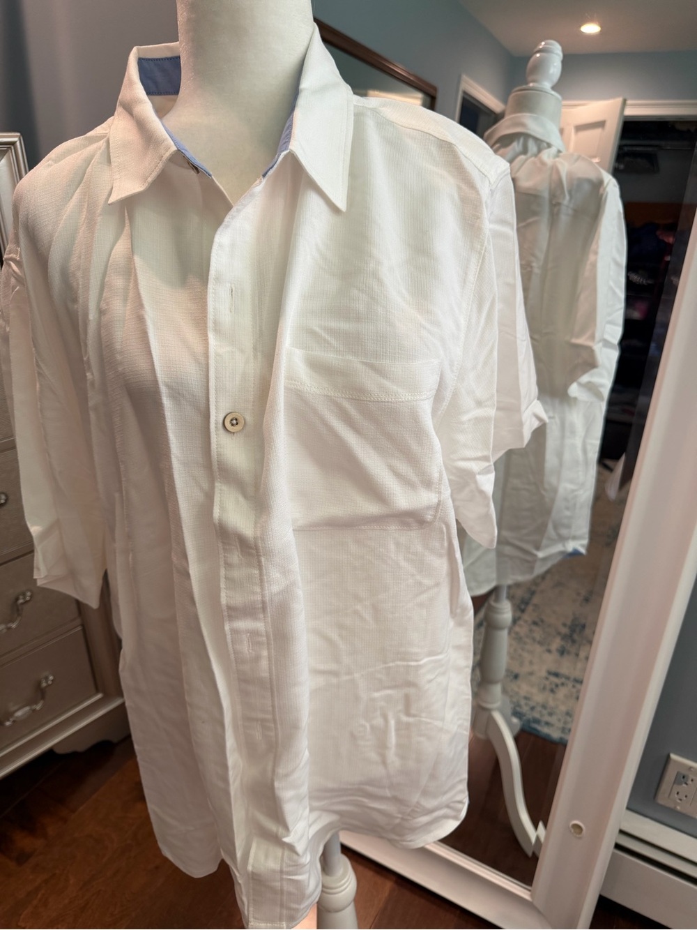 Tommy Bahama White Short-Sleeve Button Down Shirt